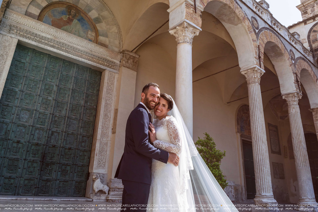 Matteo Picarella-Fotografo di matrimonio Salerno Duomo di Salerno sposi nel chiostro